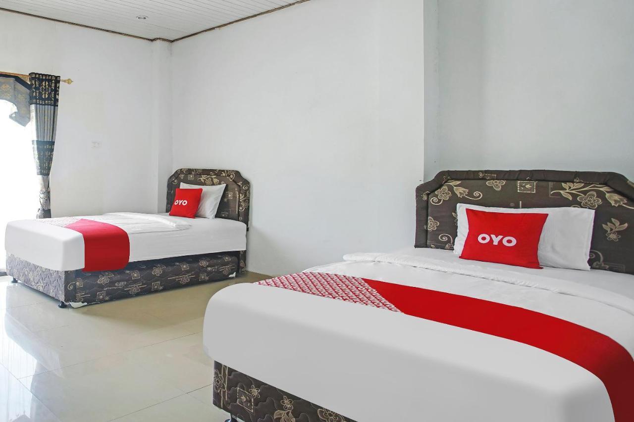 Oyo 2246 Anjung Bang Oking Hotel And Resort Pasarpulaupisang Екстериор снимка